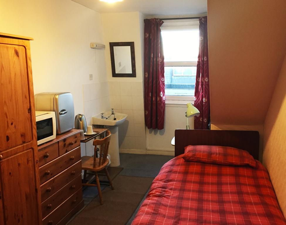 Antrim Guest House Aberdeen Bagian luar foto