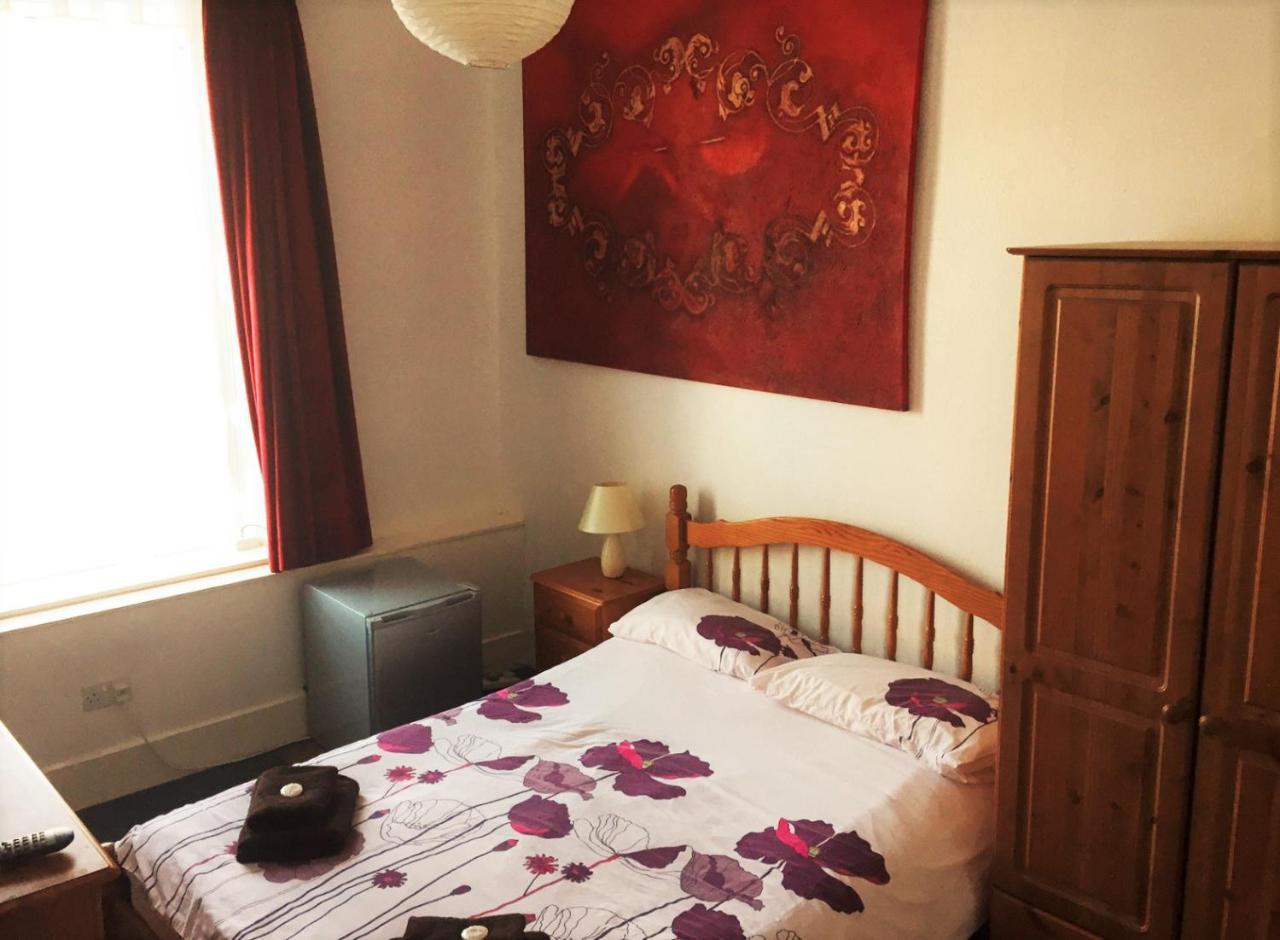 Antrim Guest House Aberdeen Bagian luar foto